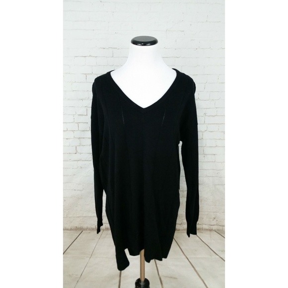 Vince Camuto Drop Stitch Asymmetrical V-Neck Black - Picture 2 of 7